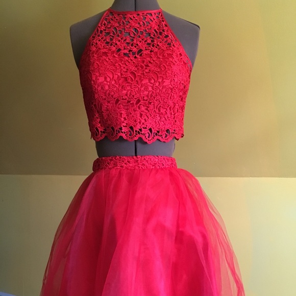 Size 2 David’s bridal dress - Picture 8 of 8